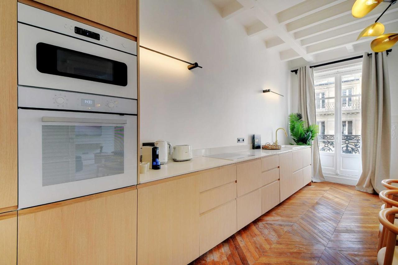Stunning - 4br-10p - Louvre *